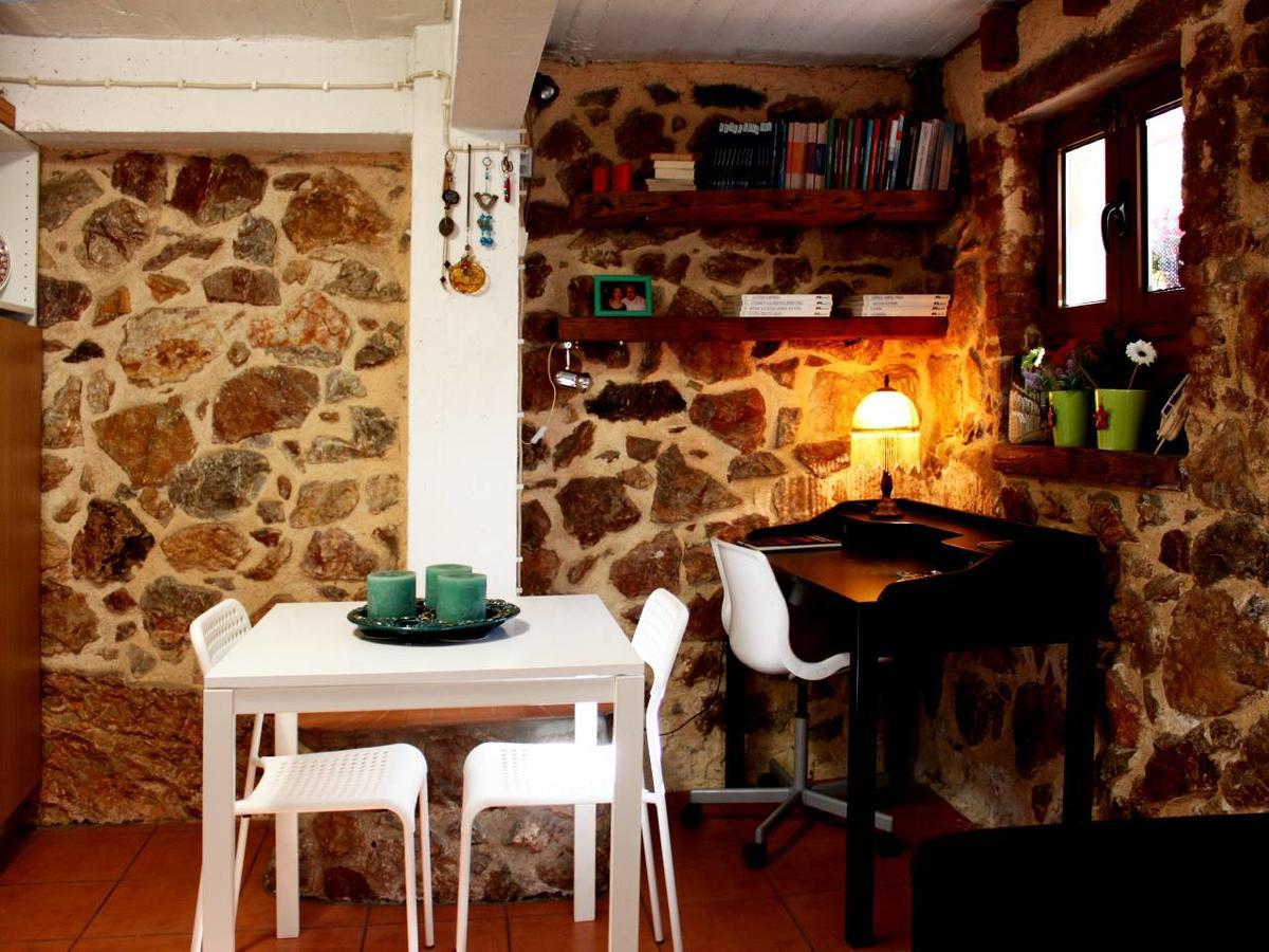 Sweet Stone Apartment In Imittos Ateny Zewnętrze zdjęcie